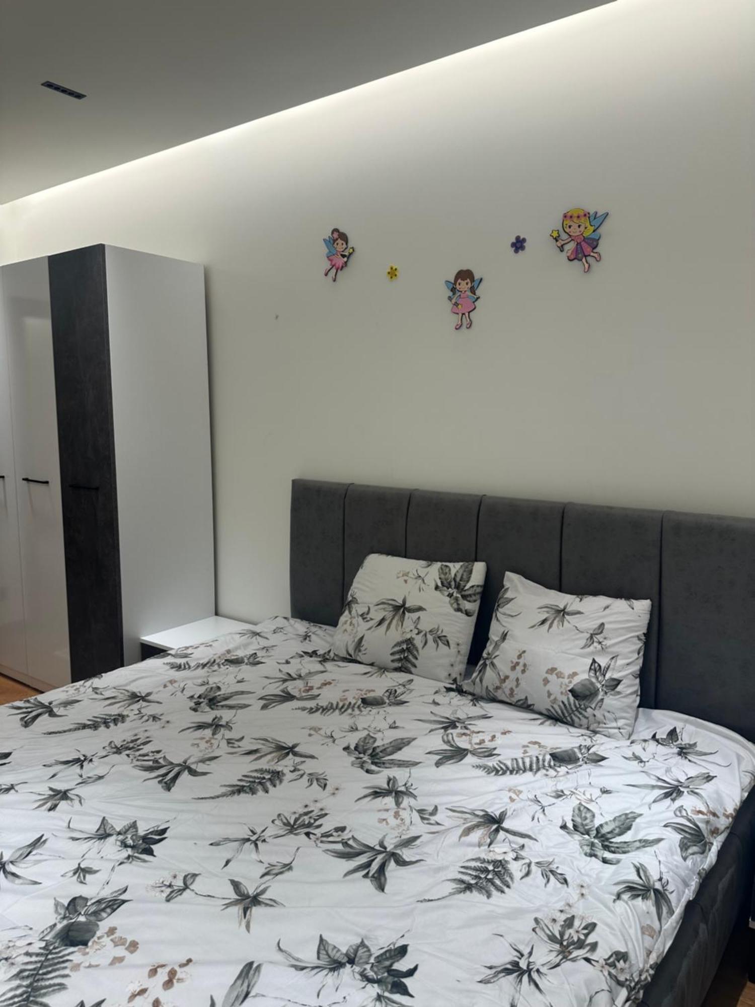 Skyline Exclusive Apartment Peje Luaran gambar