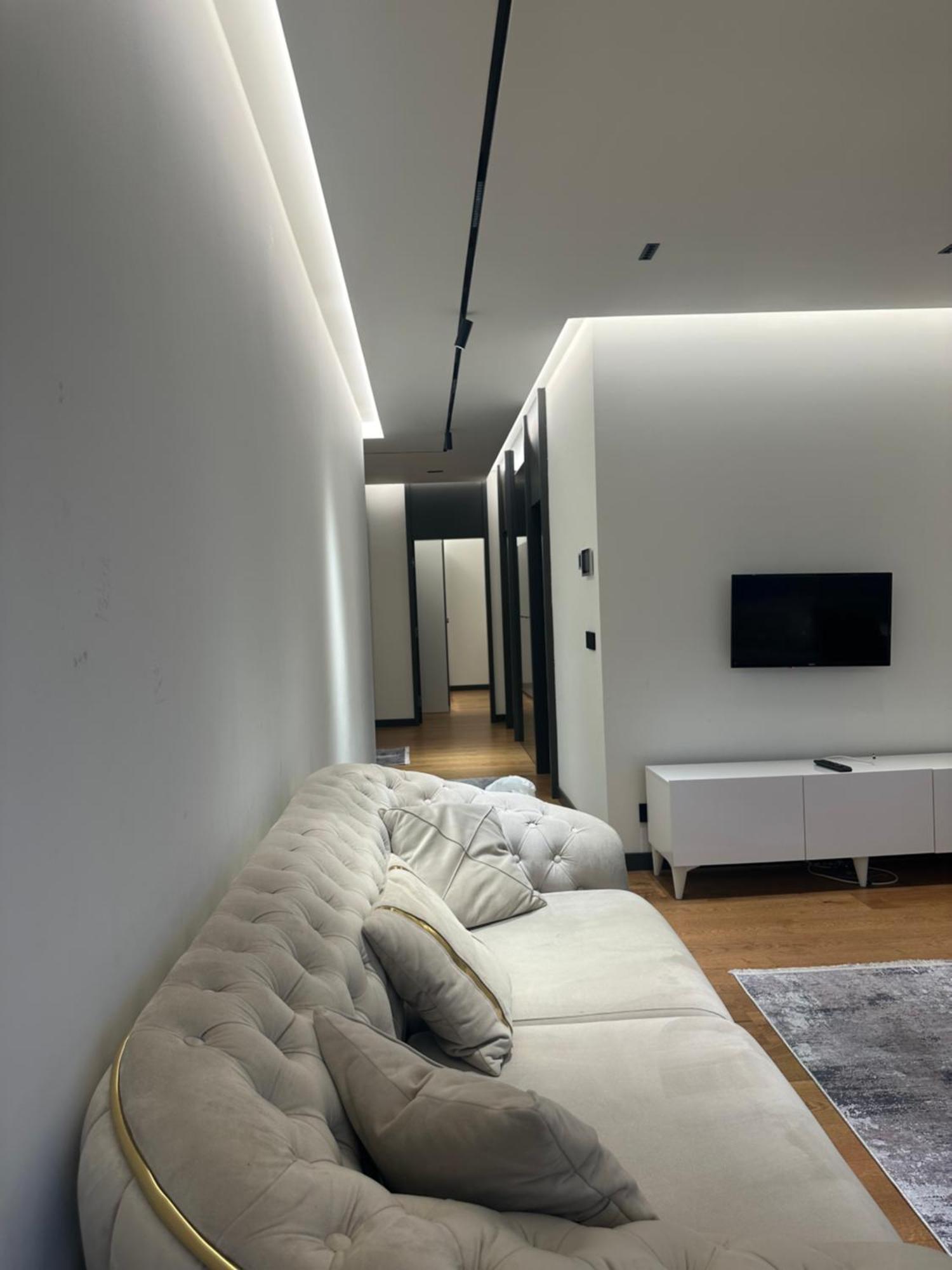Skyline Exclusive Apartment Peje Luaran gambar